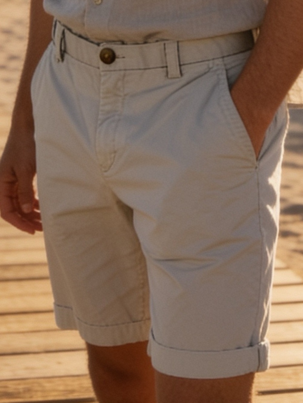 Boys Vineyard Vines Cotton Chino Shorts in Light Beige size 18